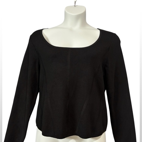 NWOT, Reitmans, Plus-Size Black Sweater With Round Neckline, 2X - Picture 6 of 9